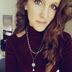 Meet your Posher, April